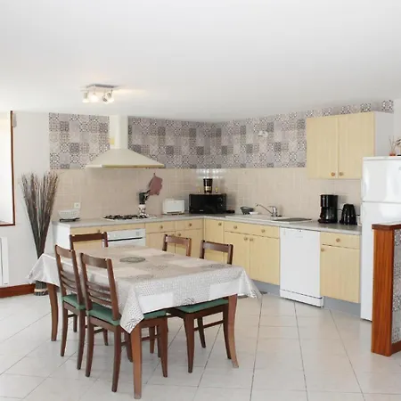 La Bole Proche De Sarlat Proissans